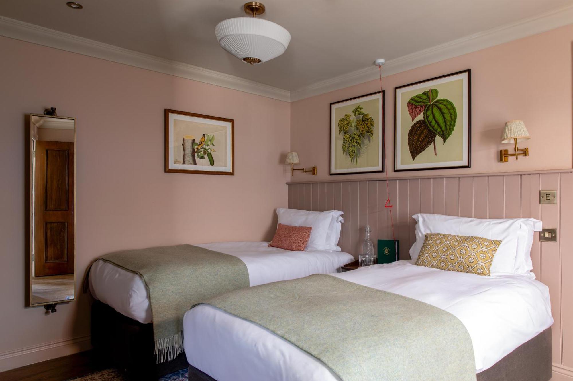 The Carnarvon Arms Hotel Newbury  Exterior photo